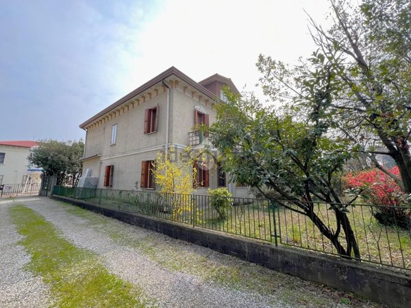 casa indipendente in vendita a Castelfranco Veneto