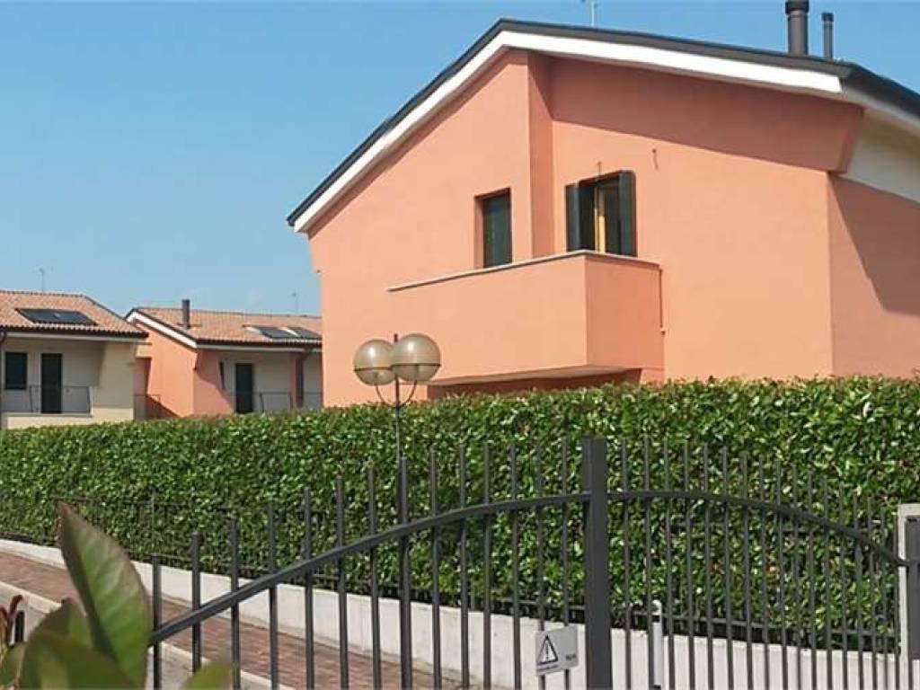 casa indipendente in vendita a Castelfranco Veneto