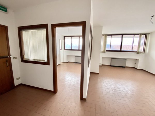 ufficio in vendita a Castelfranco Veneto