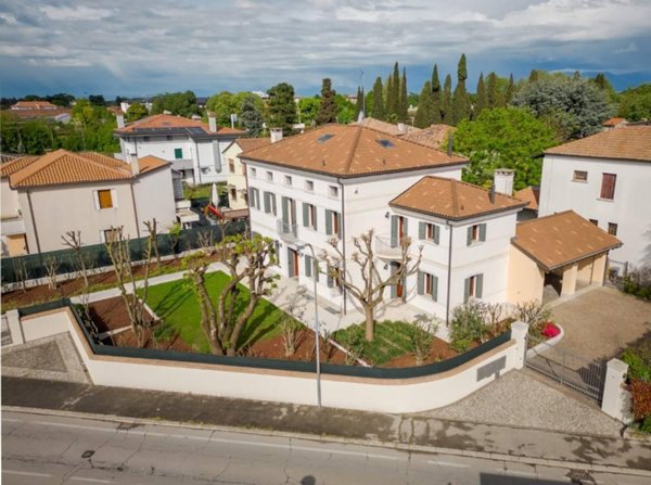 casa indipendente in vendita a Castelfranco Veneto