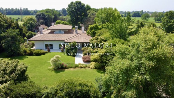 casa indipendente in vendita a Castelfranco Veneto in zona Villarazzo
