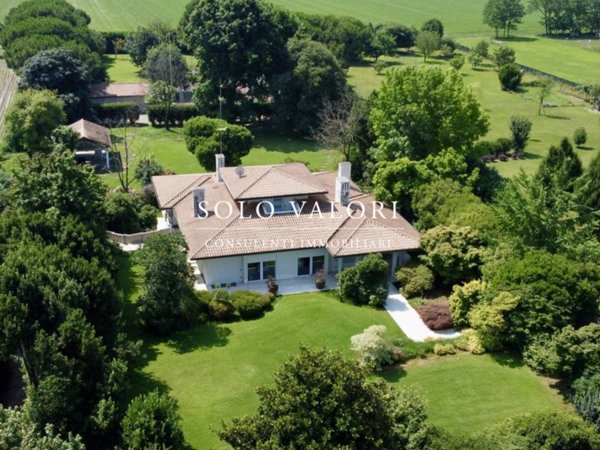 casa indipendente in vendita a Castelfranco Veneto in zona Villarazzo