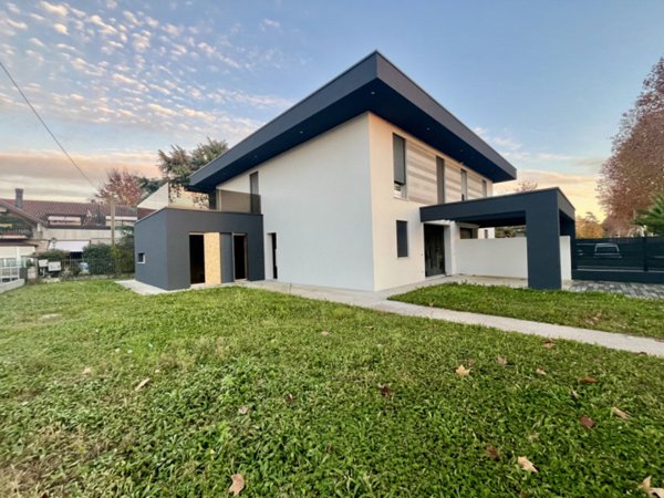 casa indipendente in vendita a Castelfranco Veneto