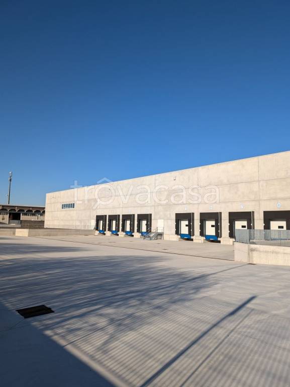 locale commerciale in vendita a Castelfranco Veneto