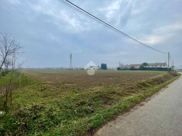 terreno agricolo in vendita a Castelfranco Veneto
