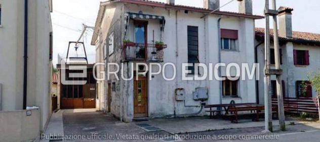 appartamento in vendita a Castelfranco Veneto in zona Salvarosa