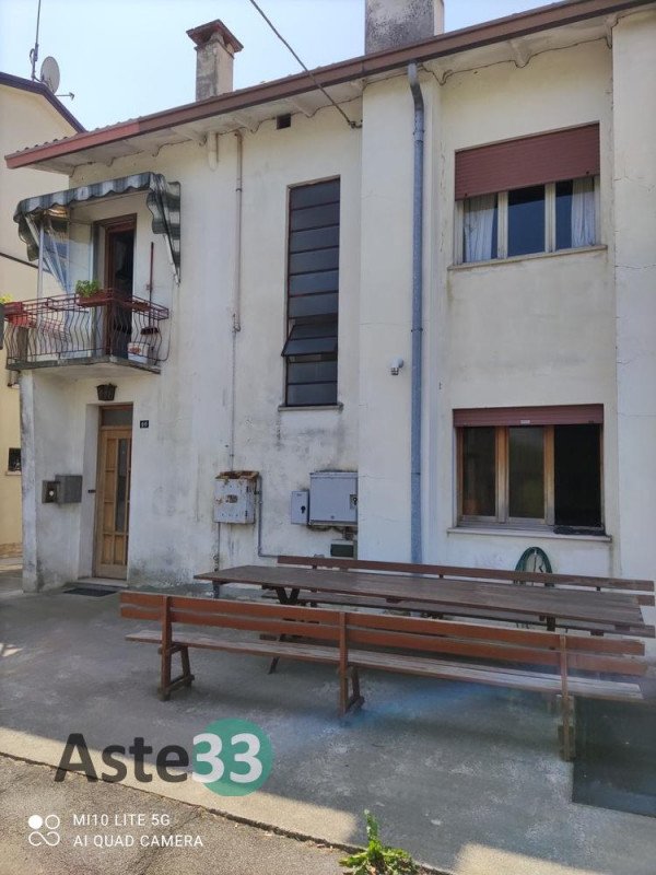 appartamento in vendita a Castelfranco Veneto in zona Salvarosa