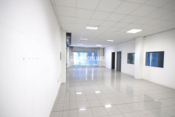 locale commerciale in vendita a Castelfranco Veneto
