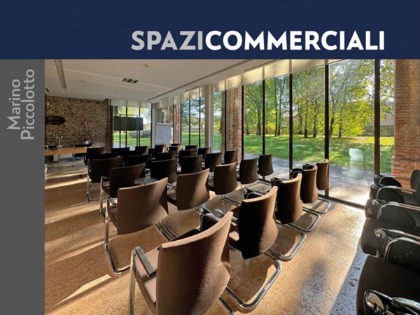 locale commerciale in vendita a Castelfranco Veneto in zona Salvarosa