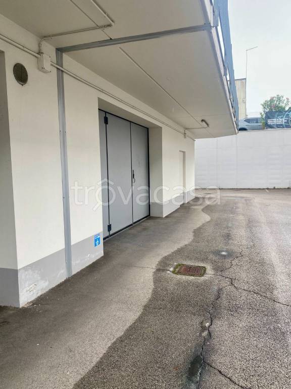 locale di sgombero in vendita a Castelfranco Veneto