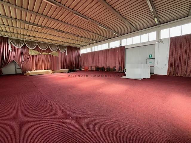 negozio in vendita a Castelfranco Veneto