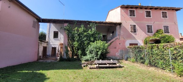 casa indipendente in vendita a Castelfranco Veneto in zona Campigo