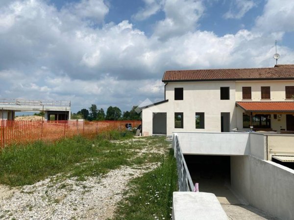 casa indipendente in vendita a Castelfranco Veneto