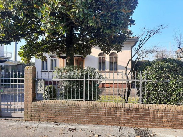 casa indipendente in vendita a Castelfranco Veneto