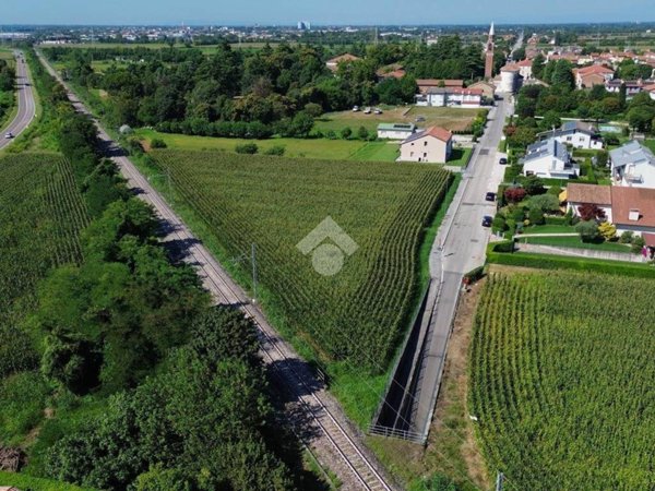 terreno agricolo in vendita a Castelfranco Veneto