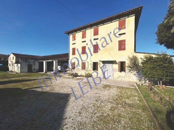 casale in vendita a Castelfranco Veneto in zona Villarazzo