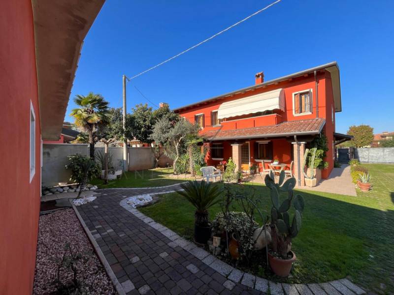 casa indipendente in vendita a Castelfranco Veneto