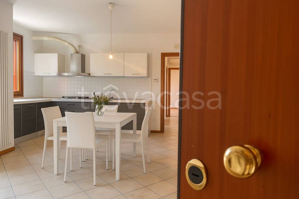appartamento in vendita a Castelfranco Veneto in zona Villarazzo
