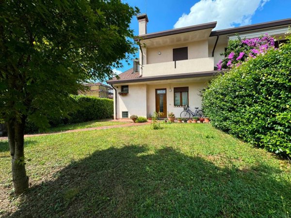 casa indipendente in vendita a Castelfranco Veneto