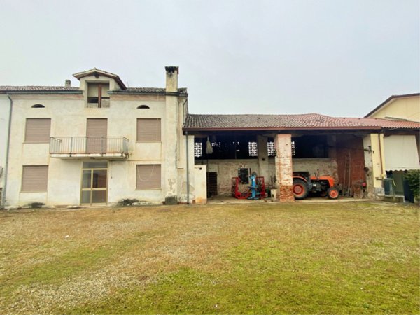 casale in vendita a Castelfranco Veneto