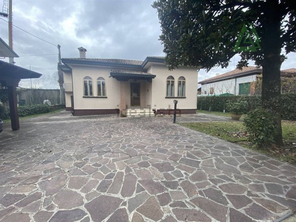 casa indipendente in vendita a Castelfranco Veneto