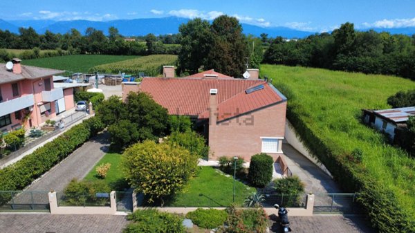 casa indipendente in vendita a Castelfranco Veneto