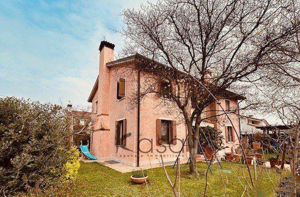 casa indipendente in vendita a Castelfranco Veneto