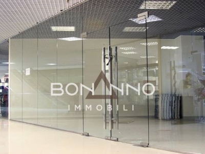 locale commerciale in vendita a Castelfranco Veneto
