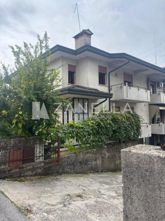 casa indipendente in vendita a Castelfranco Veneto in zona Salvarosa