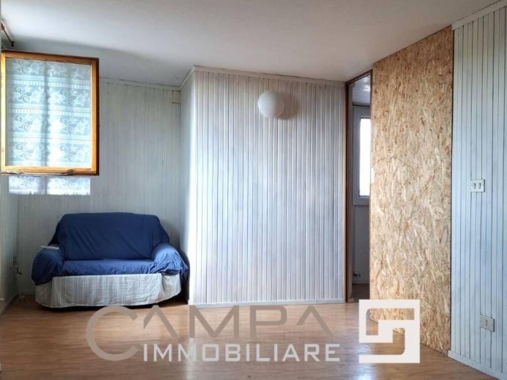 locale commerciale in vendita a Castelfranco Veneto