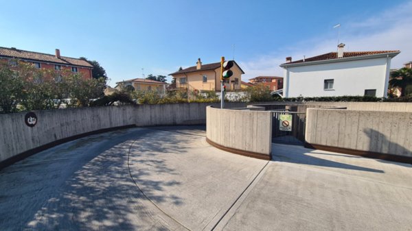 locale di sgombero in vendita a Castelfranco Veneto