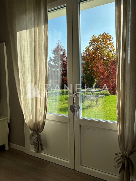 casa indipendente in vendita a Castelfranco Veneto in zona Villarazzo