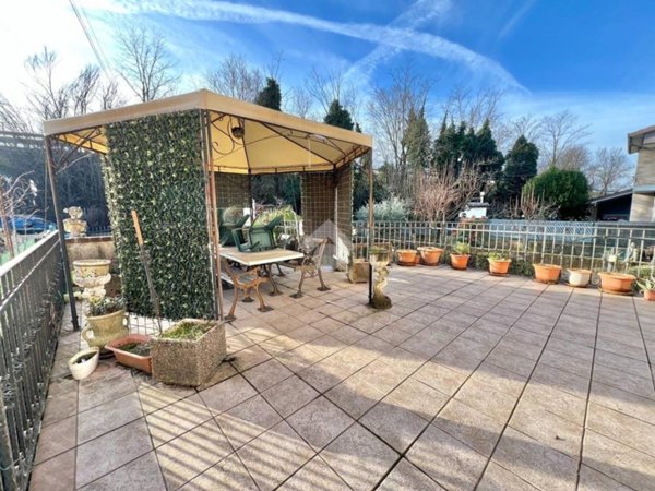 casa indipendente in vendita a Castelfranco Veneto in zona Salvarosa