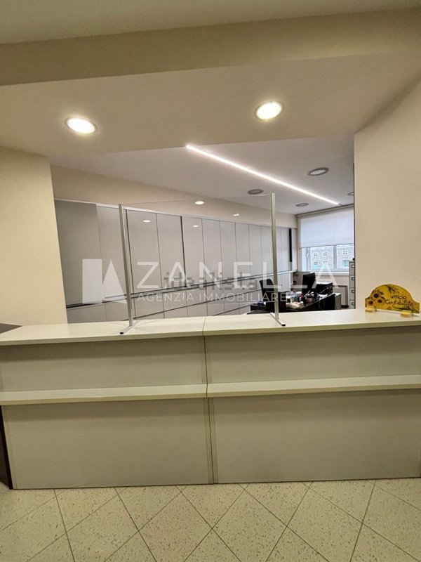 ufficio in vendita a Castelfranco Veneto