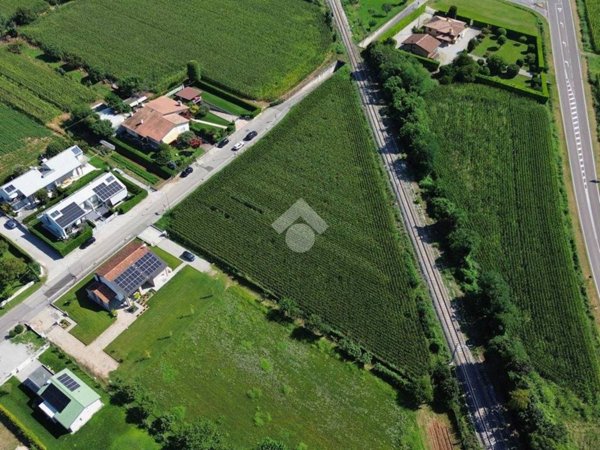 terreno agricolo in vendita a Castelfranco Veneto
