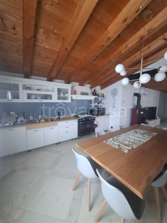 casa indipendente in vendita a Castelfranco Veneto