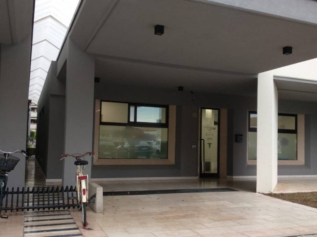 negozio in vendita a Castelfranco Veneto