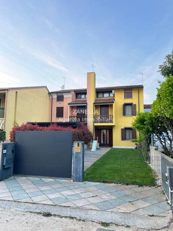 casa indipendente in vendita a Castelfranco Veneto
