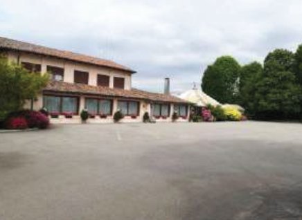 terreno edificabile in vendita a Castelfranco Veneto in zona Salvarosa