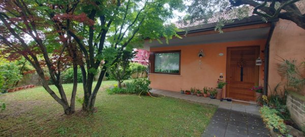 casa indipendente in vendita a Castelfranco Veneto in zona Salvarosa