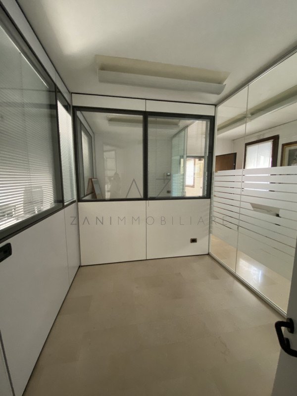ufficio in vendita a Castelfranco Veneto