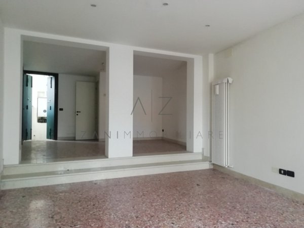 ufficio in vendita a Castelfranco Veneto