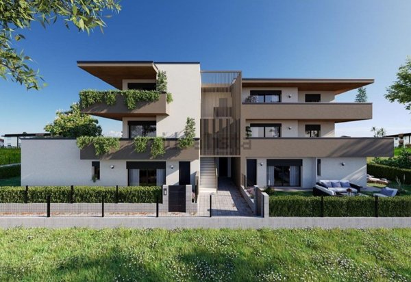 appartamento in vendita a Castelfranco Veneto in zona Salvarosa