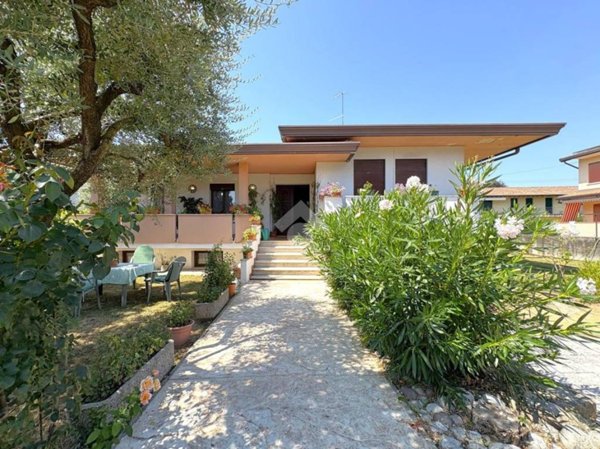 casa indipendente in vendita a Castelfranco Veneto in zona Campigo