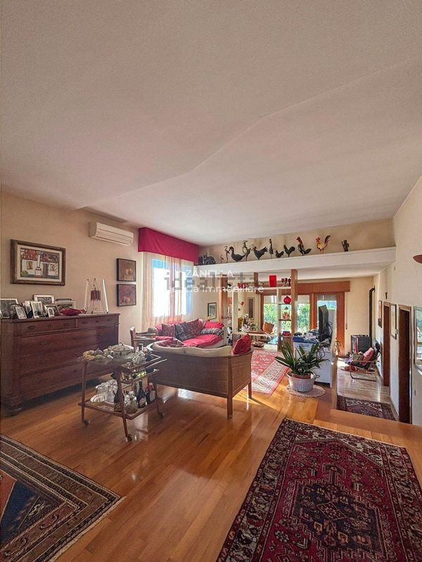 casa indipendente in vendita a Castelfranco Veneto