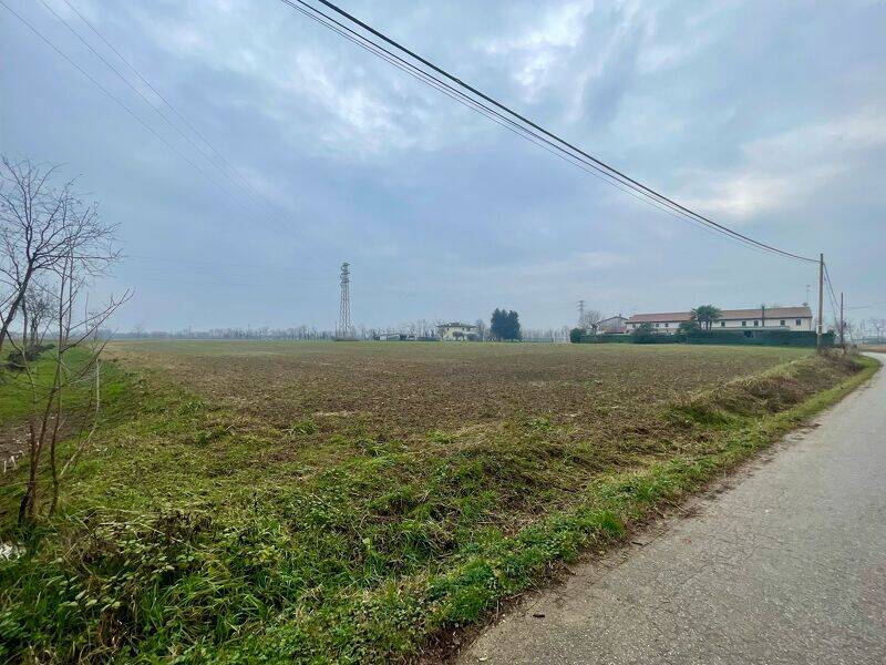 terreno agricolo in vendita a Castelfranco Veneto