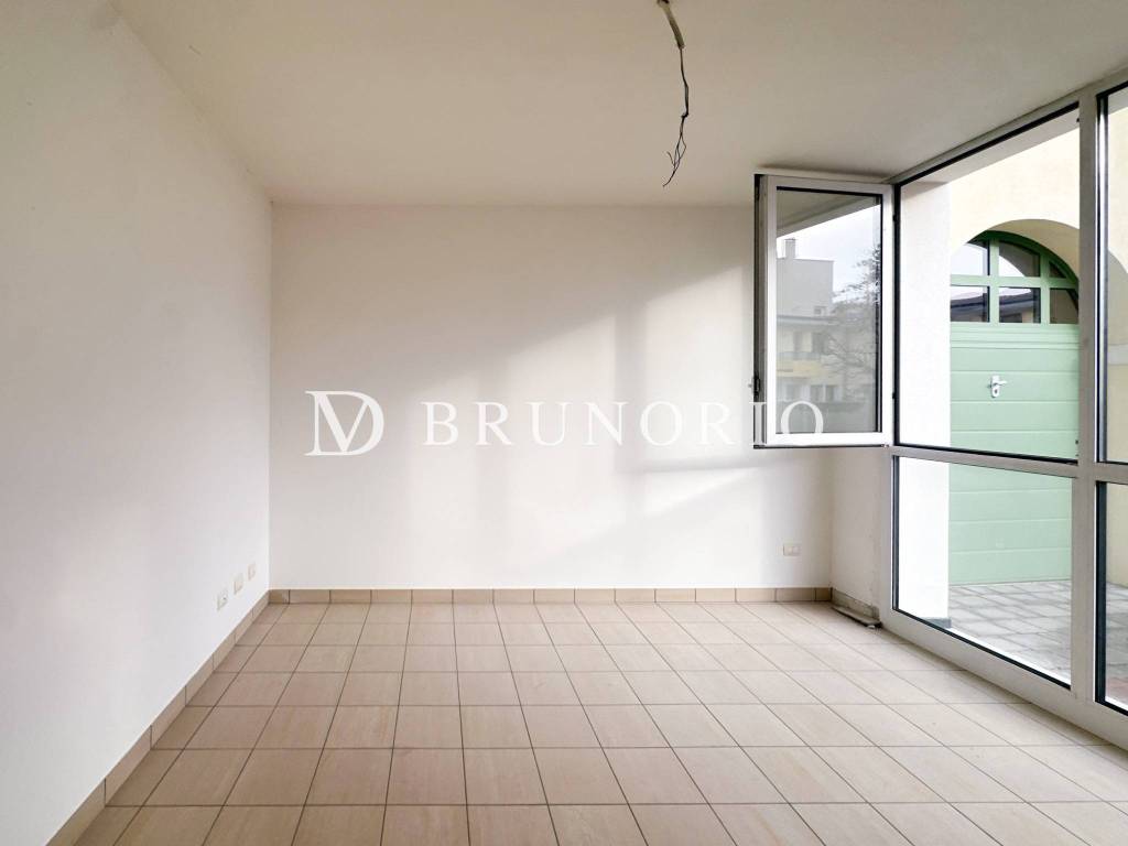 appartamento in vendita a Castelfranco Veneto in zona Salvarosa