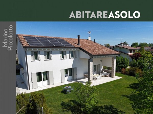 casa indipendente in vendita a Castelfranco Veneto in zona Villarazzo
