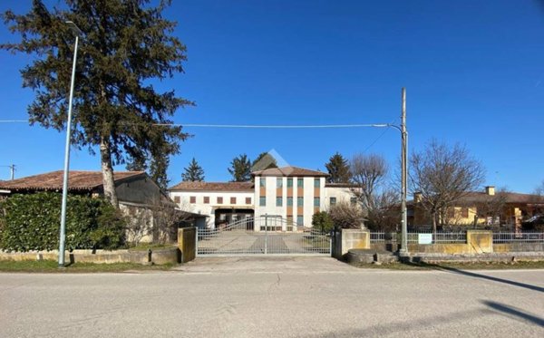 casa indipendente in vendita a Castello di Godego