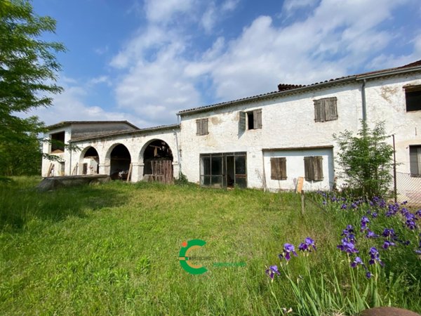 villa in vendita a Castello di Godego in zona Ca' Leoncino